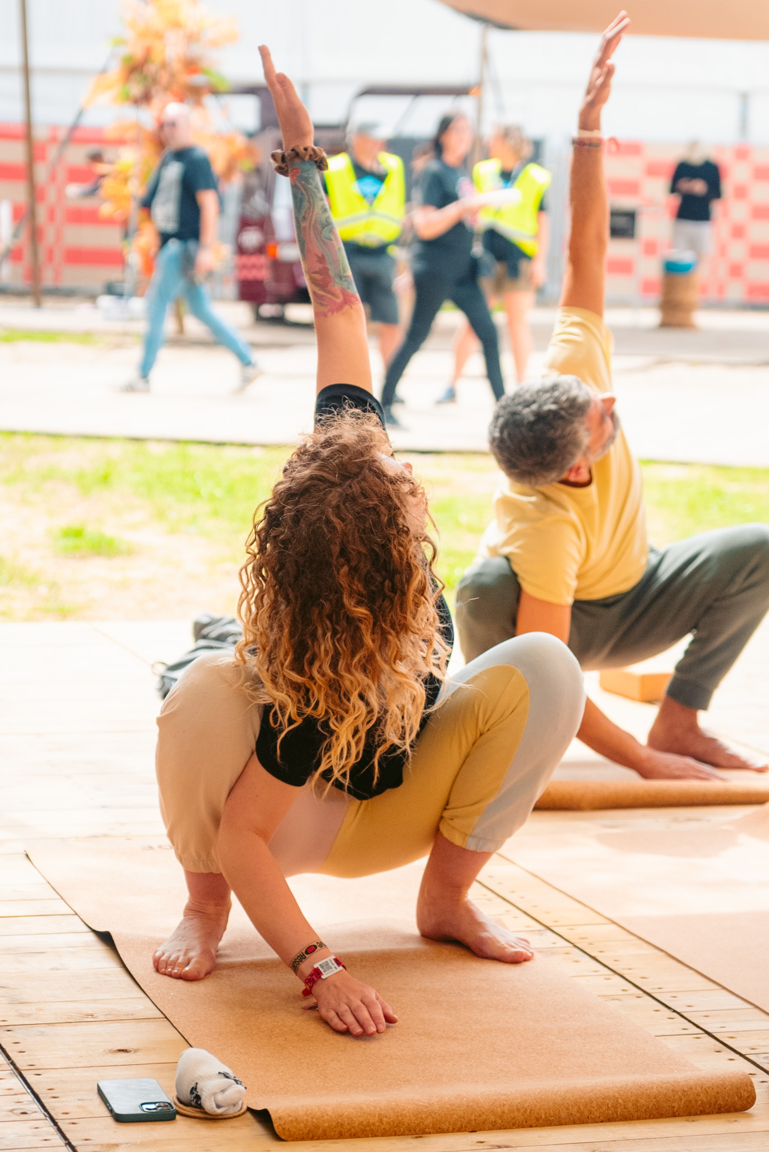 Rock Werchter Squat Pose Grass Crowd