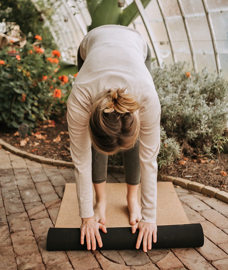 Rolling Up PIERRE Cork Yoga Mat