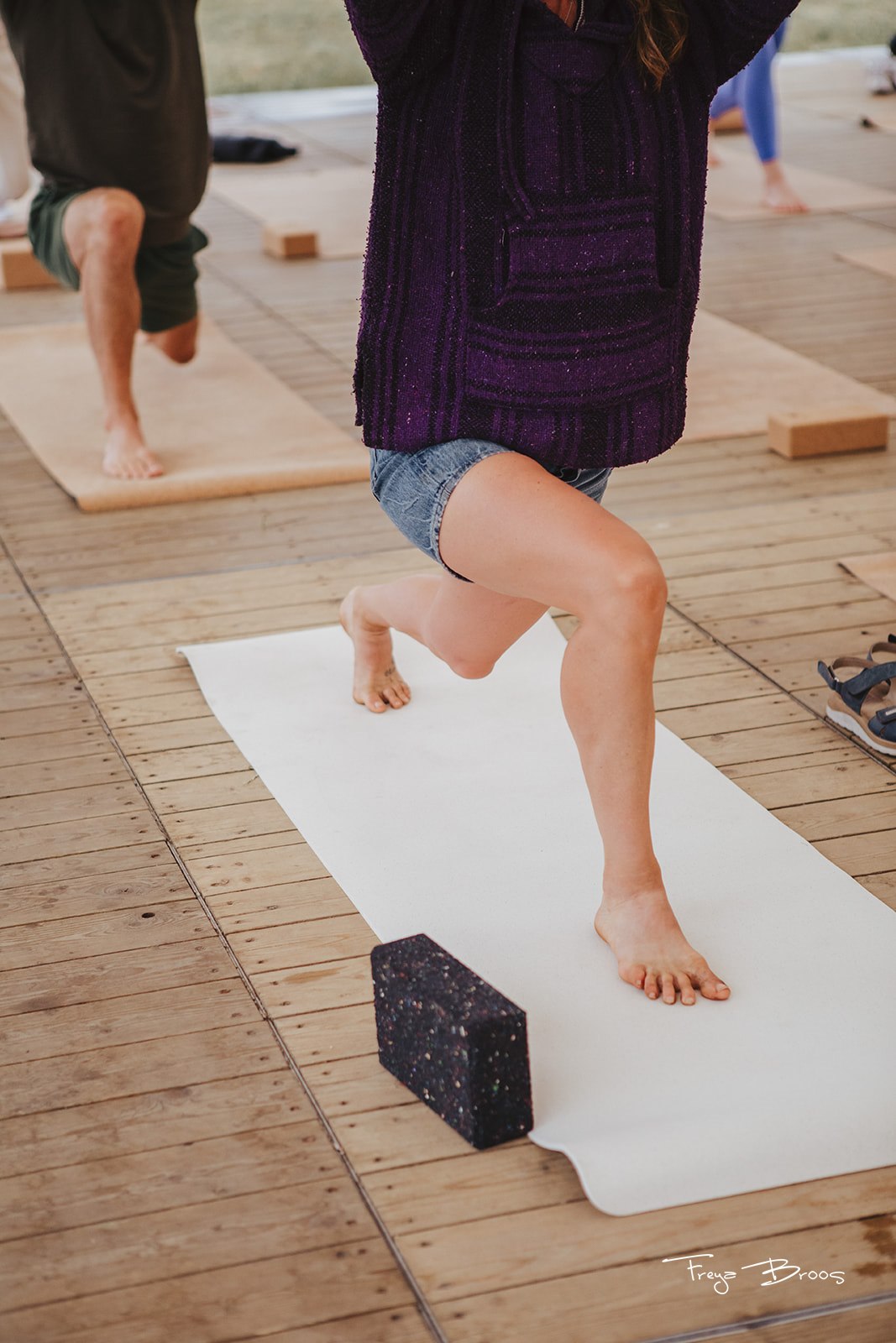 Festival Dome Standing Balance Black Block