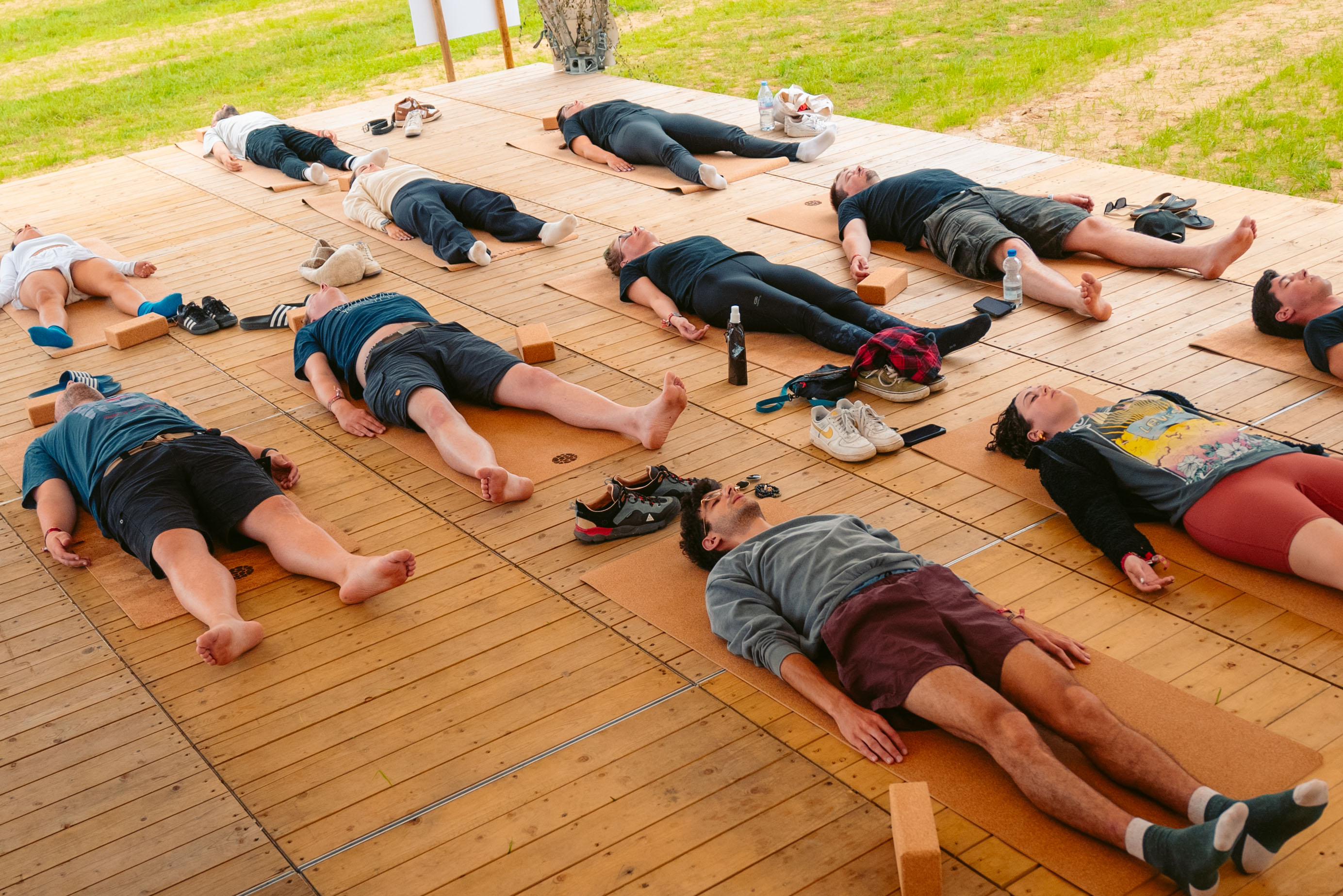 Rock Werchter Group Savasana Grass Edge