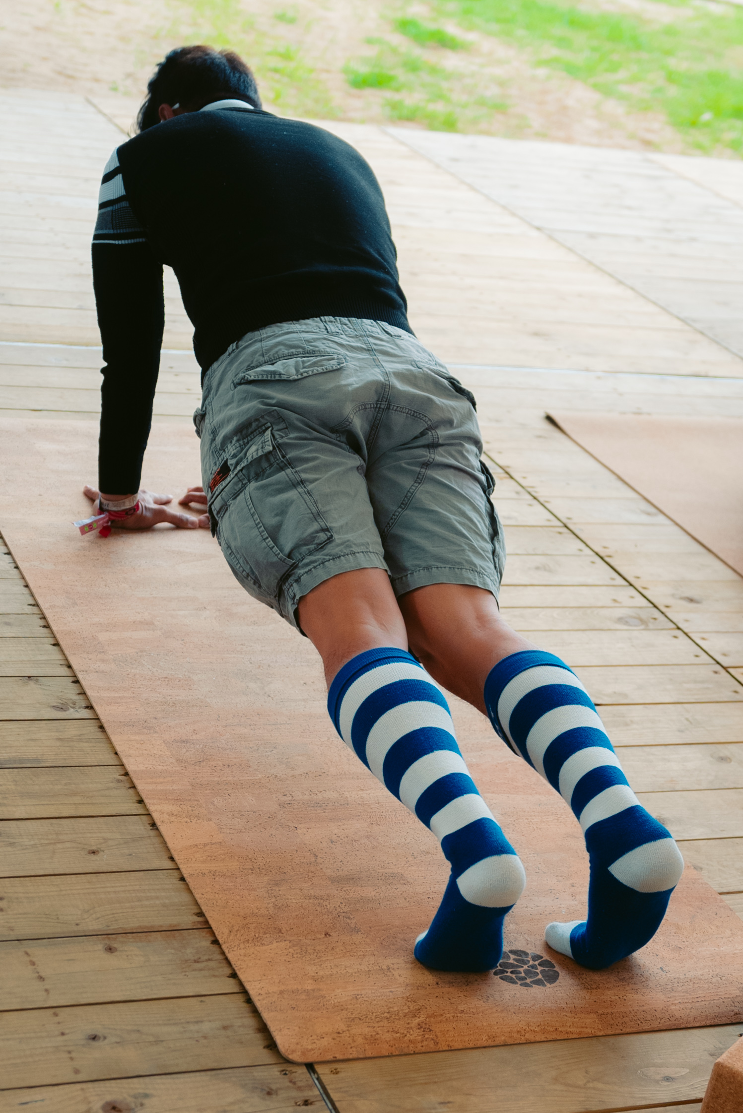 Rock Werchter Teacher Adjusting Plank