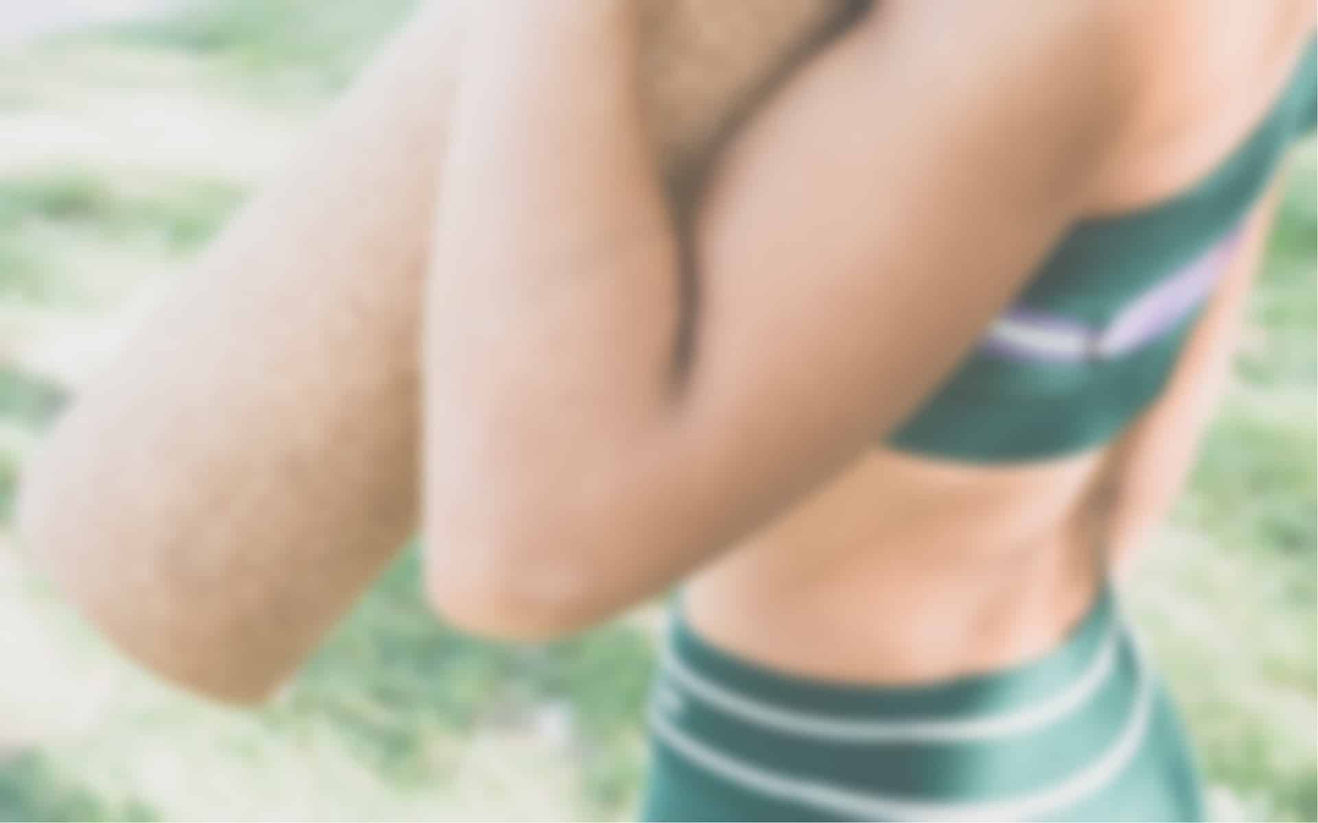 Woman Carrying PIERRE Cork Yoga Mat