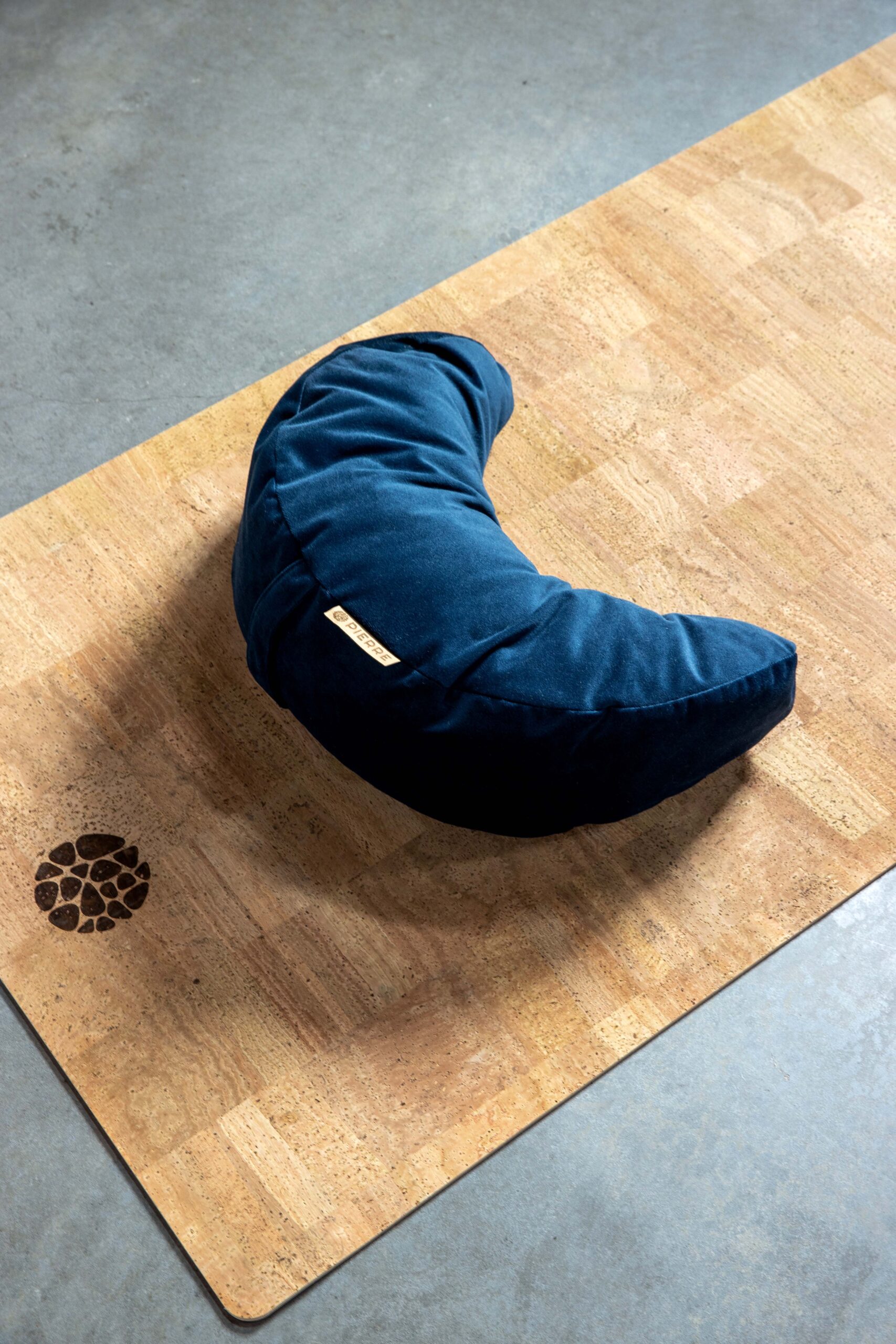 PIERRE Crescent Meditation Cushion and Mat