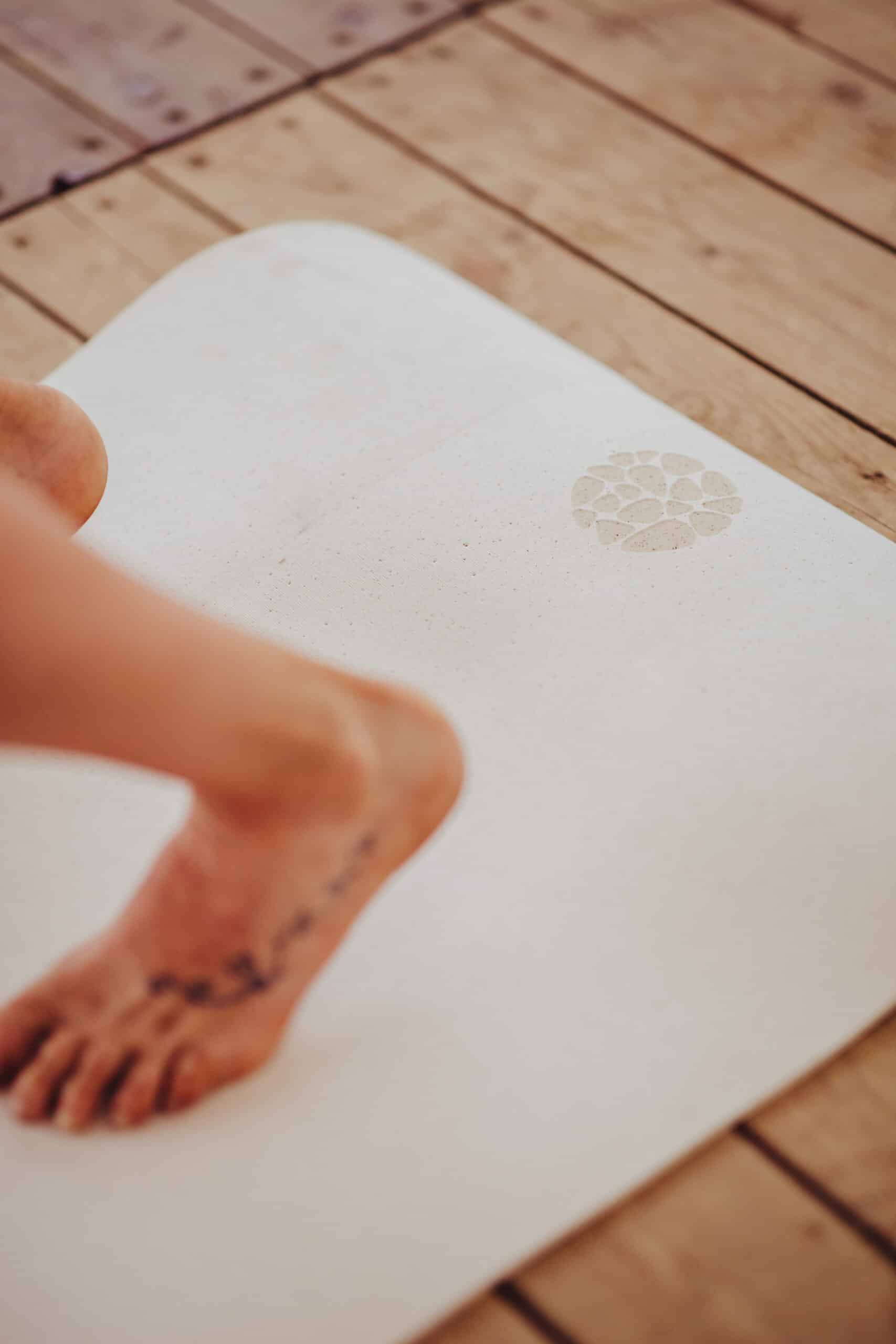 Yoga Practice On Wool PIERRE Mat