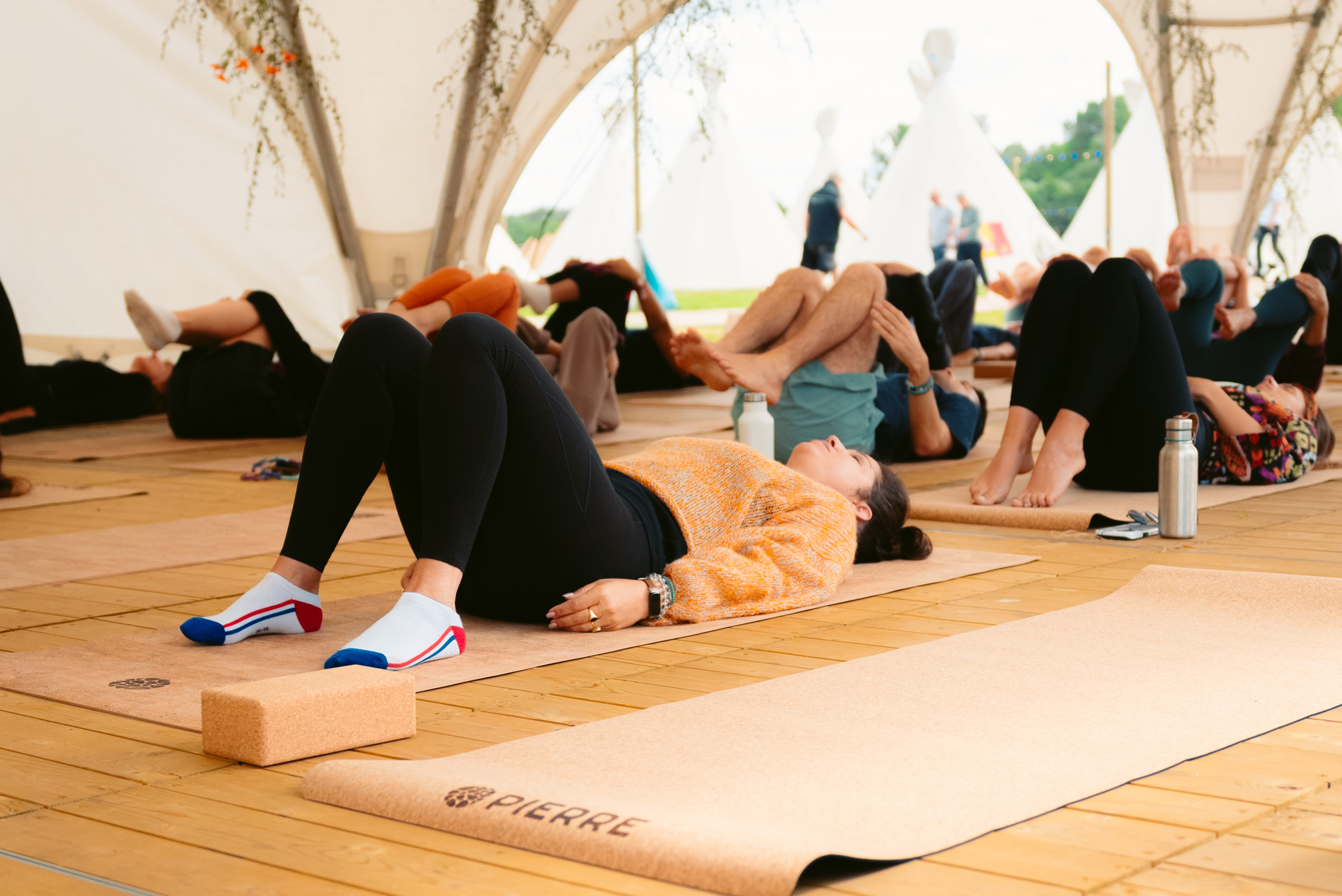 Rock Werchter Knees To Chest Group