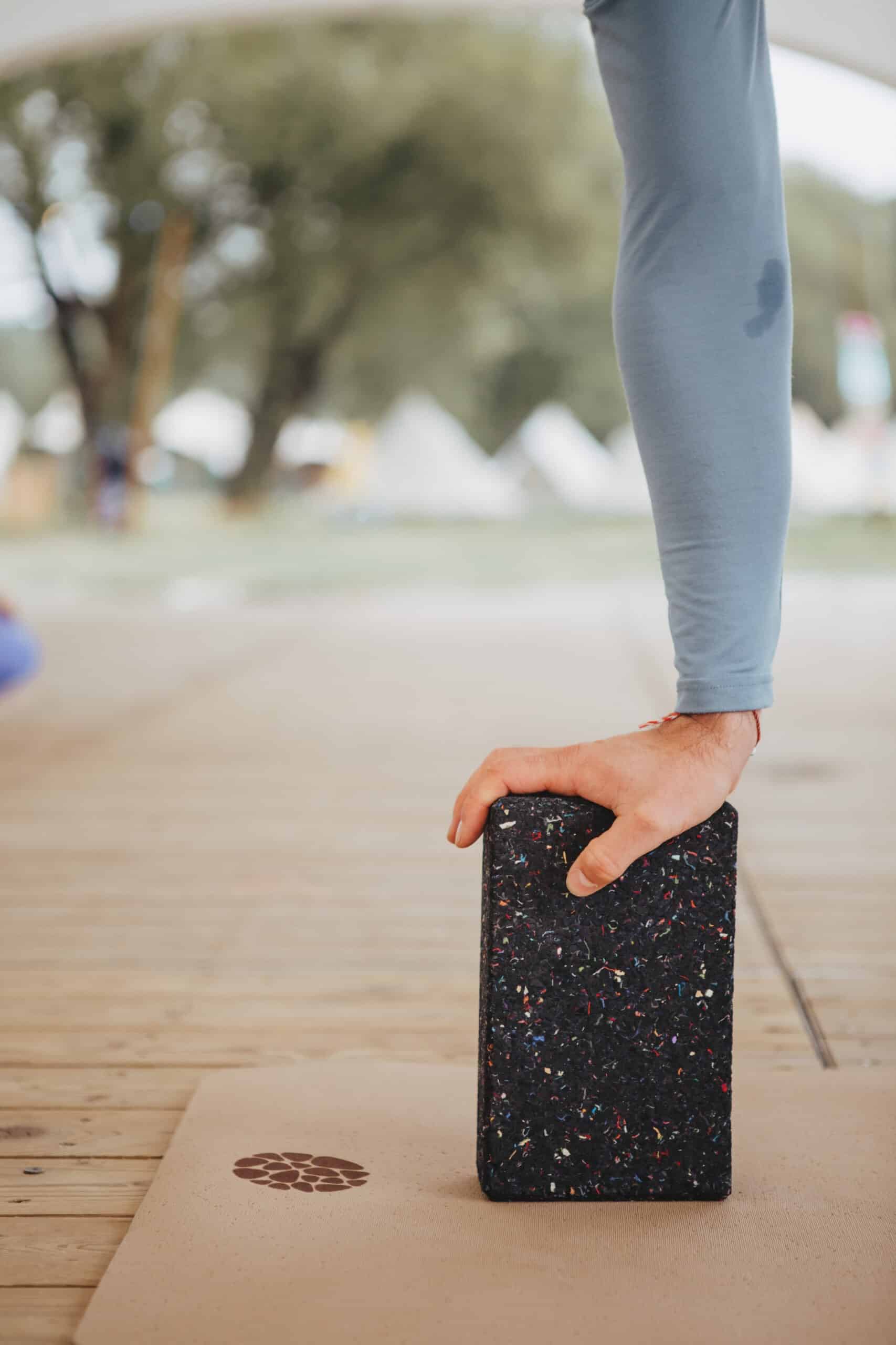 PIERRE Recycled Yoga Block and Mat